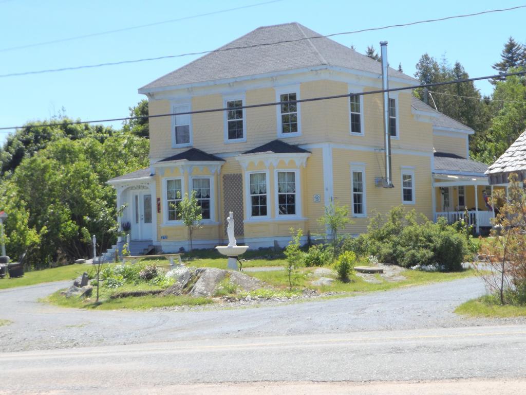 Deer Island Inn Lords Cove エクステリア 写真